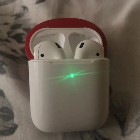 Apple AirPods Generation 2